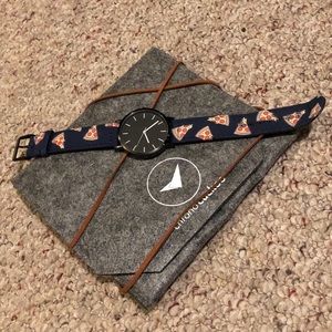 Pizza slice print watch